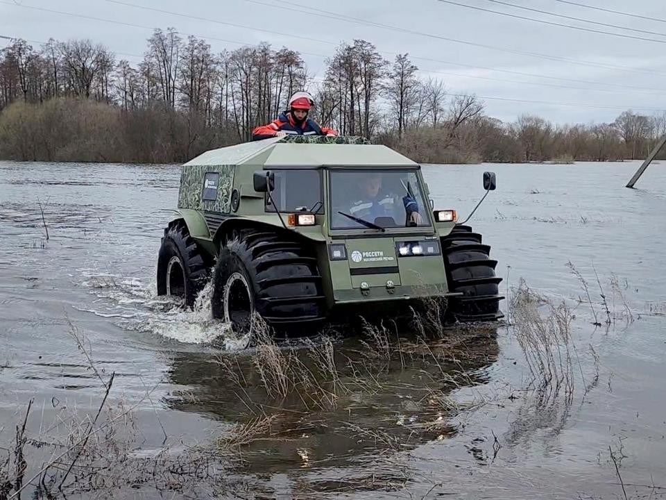 Энергетики на территории Луховиц в условиях половодья обеспечивают бесперебойную подачу электричества