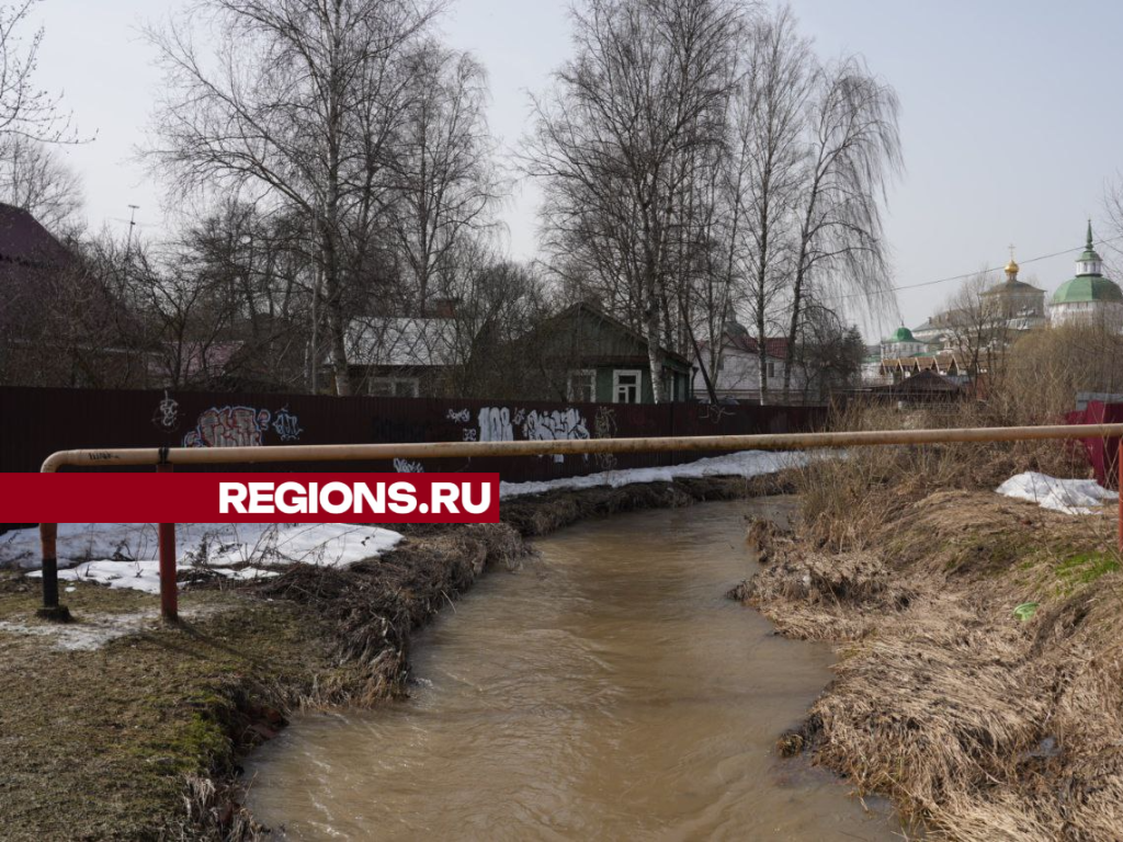 Половодье затопило дороги и мосты: уровень воды поднялся на реке Дубна,  Торгоша и Воря | REGIONS.RU / Сергиев Посад