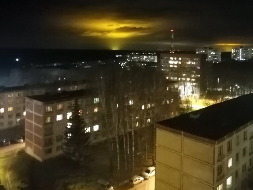 Необычное свечение в небе вызвало у жителей Протвино страх и восхищение одновременно