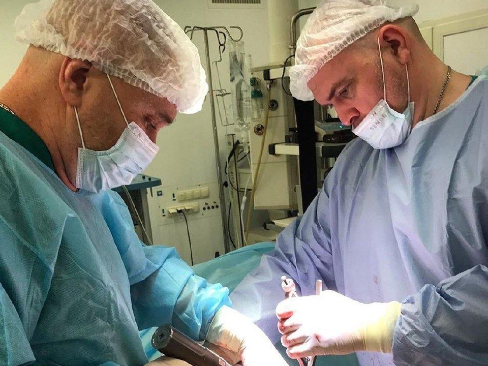 Врачи Долгопрудного используют уникальный эндопротез при хирургических операциях на тазобедренный сустав