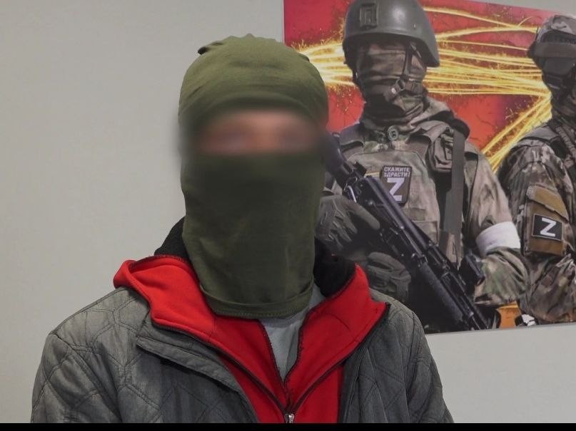 Доброволец из Алтайского края приехал в Балашиху заключить контракт на воинскую службу