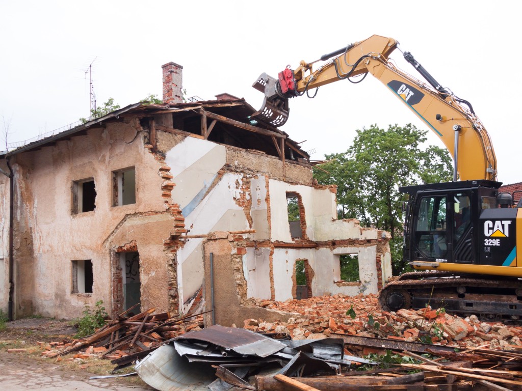 Наумов призвал ликвидировать несанкционированное размещение строительных отходов в Химках