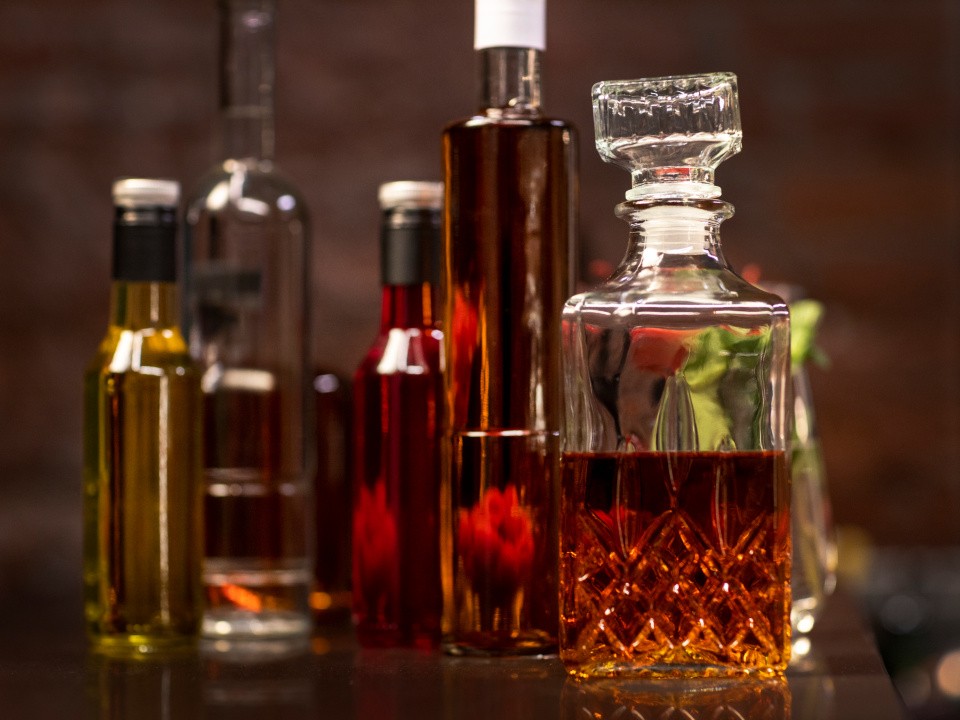 Минфин предложил с 1 июня увеличить минимальные розничные цены на крепкий алкоголь