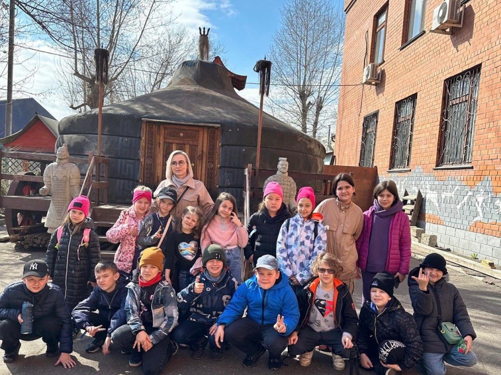 Жизнь среди снега и льда:  школьники познакомились с культурой кочевых народов