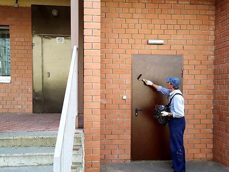 Домодедовцы не подали ни одной заявки по поводу ремонта дверей в подвалы