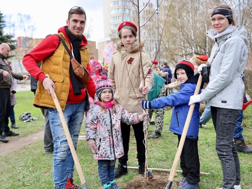 В День добрых дел жители Королева высадят деревья на общественных пространствах