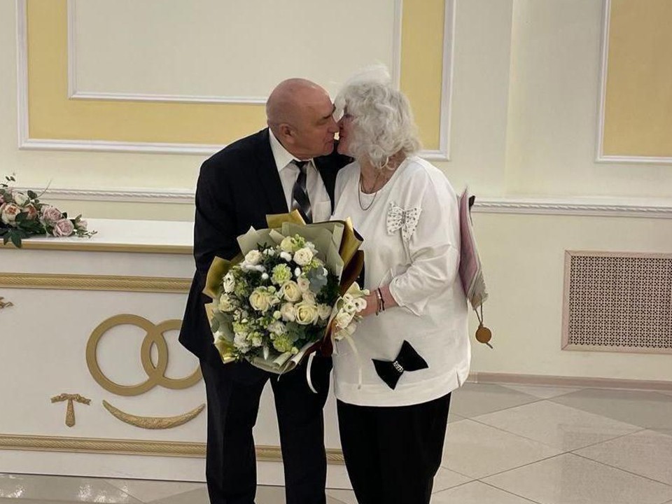 50 лет вместе: королевская пара получила выплату к юбилею совместной жизни