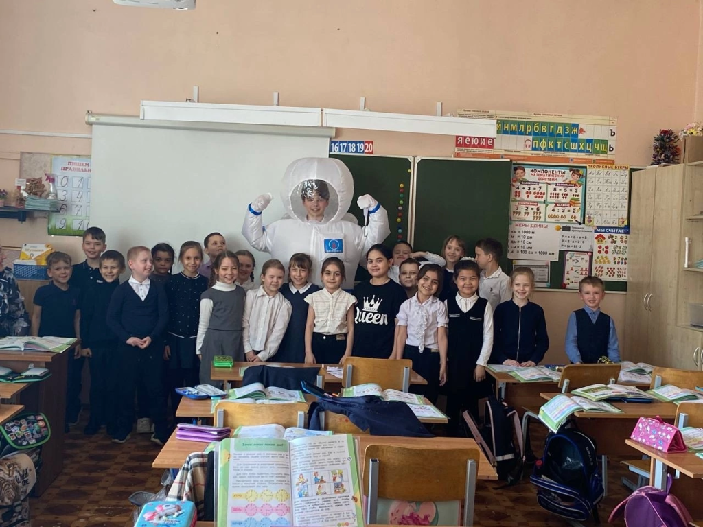 Чеховские школьники совершили путешествие по галактикам и ответили на вопросы космонавтов