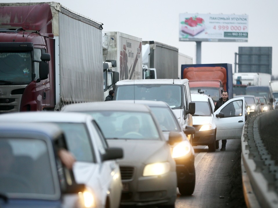 Движение на участках МКАД ограничат до 30 октября