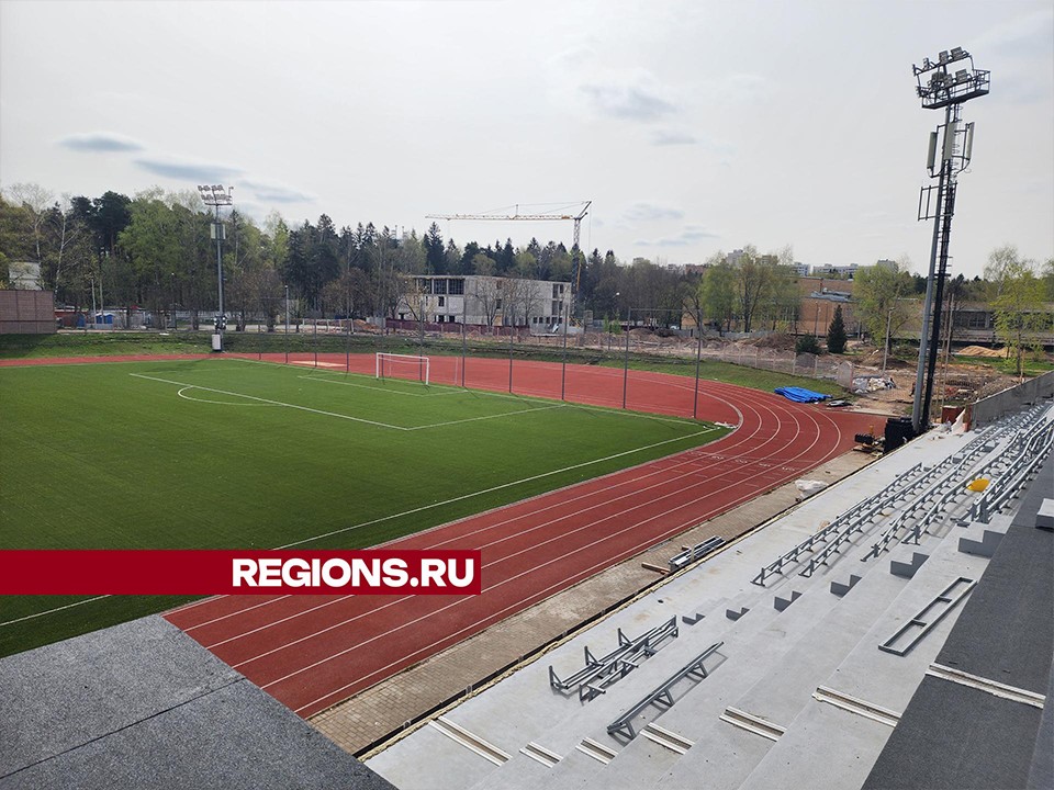 Реконструкция стадиона «Чайка» завершится в июле