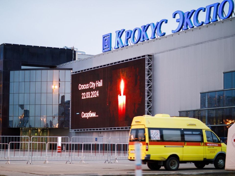 Циничные хакеры пригласили россиян на бесплатный концерт Кобзона в сгоревший «Крокус»