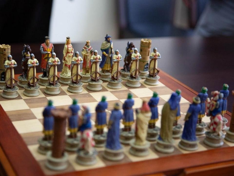 В Королеве на турнире подписали договор об открытии в Подмосковье шахматного клуба Сергея Карякина