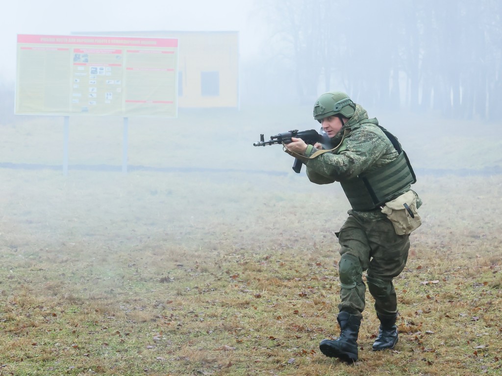 Электростальцы могут заключить контракт на военную службу в центре отбора добровольцев