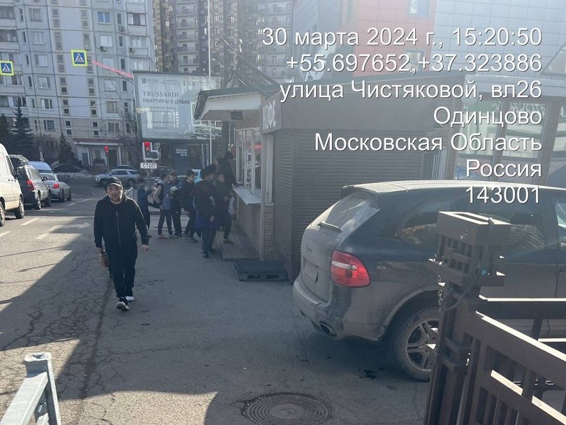 Пешеходный тротуар на улице Чистяковой вновь стал доступен для жителей Одинцово