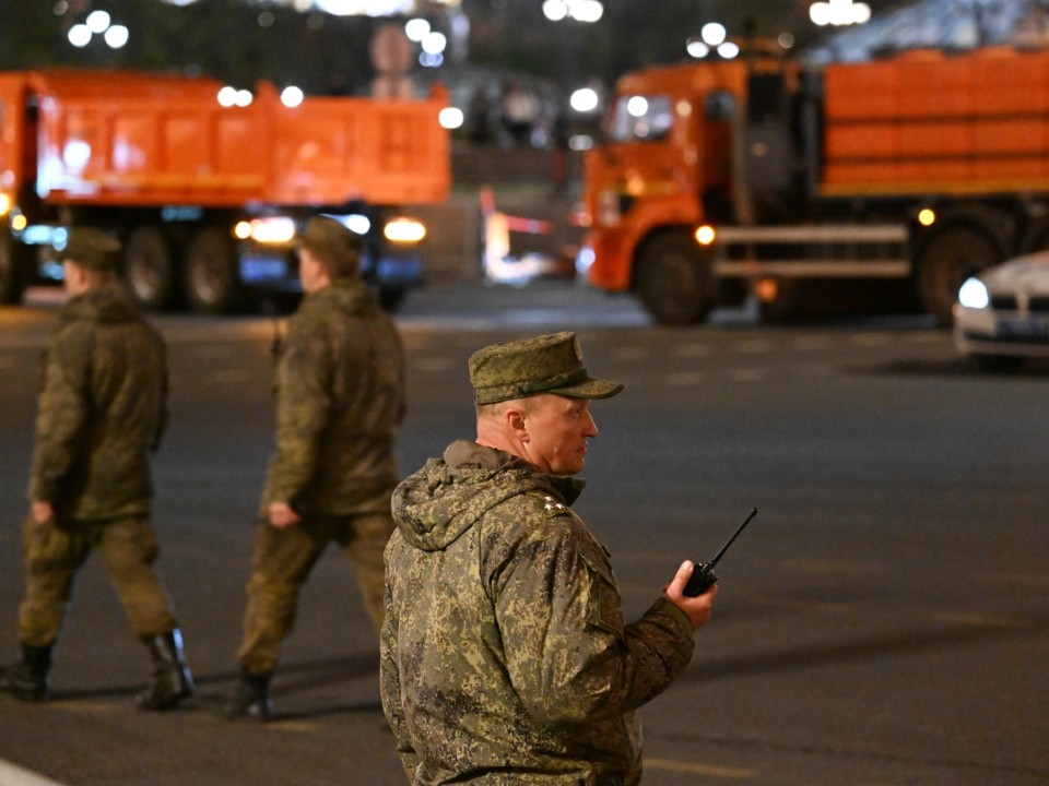 Дептранс Москвы сообщил об ограничениях движения из-за репетиций Парада Победы