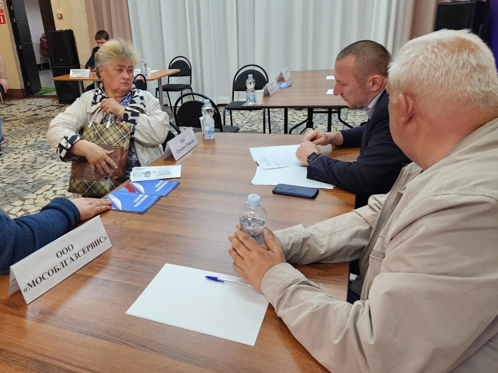 Жительнице Черустей объяснили, почему в ее платежке счет за освещение такой высокий