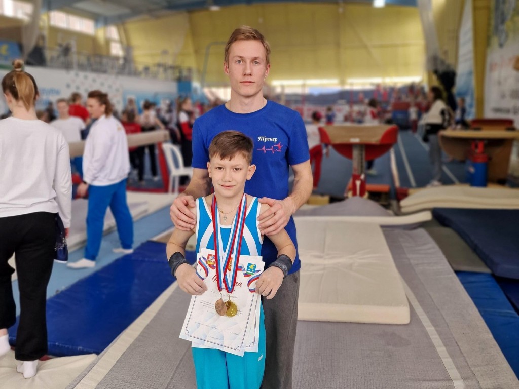 Электростальский гимнаст выиграл областной турнир, приуроченный ко Дню Победы