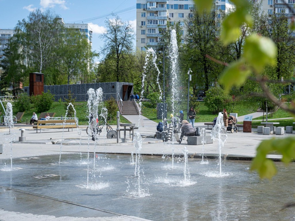 Сезон фонтанов в Ленинском округе начнется 27 апреля