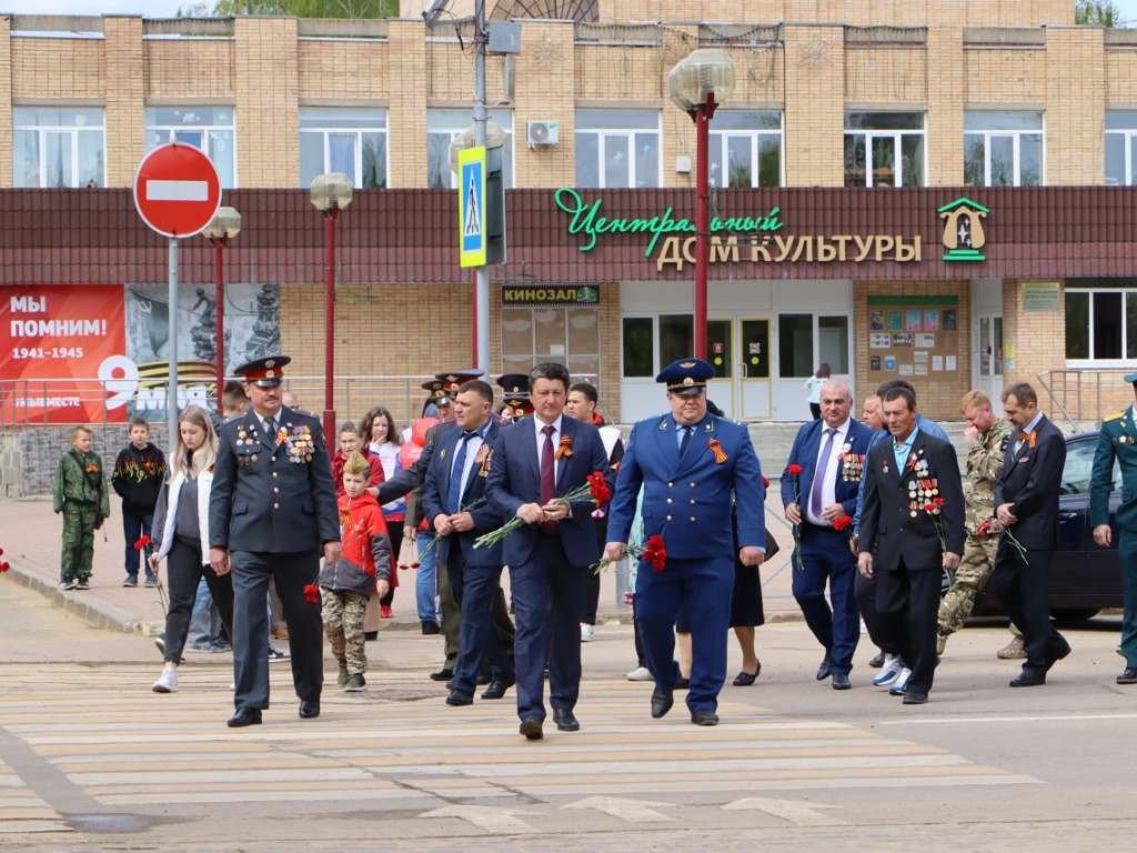 Улицы Первомайская, 8 Марта и Школьная в Серебряных Прудах перекроют в День  Победы | REGIONS.RU / Серебряные Пруды