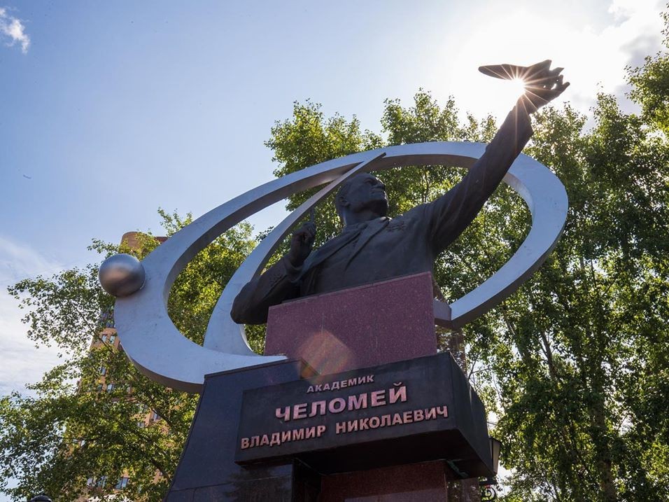 Два в одном: в Реутове отмечают День космонавтики и год с начала акции «Доброе дело»