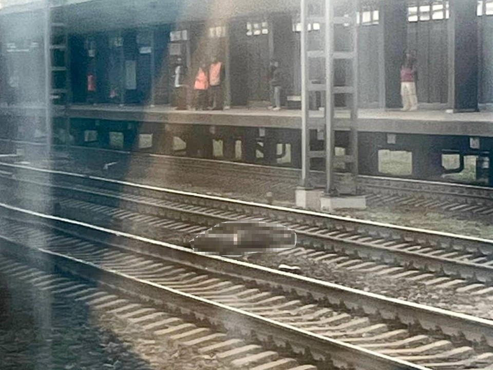 Мужчина, которого сбила электричка «Москва-Клин», лишился ноги и погиб ...