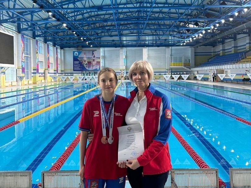 Спортсменка из Лобни взяла три медали на Первенстве России по плаванию