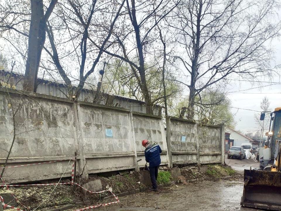 Заброшенную территорию на 1-ом Рупасовском переулке в Мытищах полностью приведут в порядок до 27 апреля