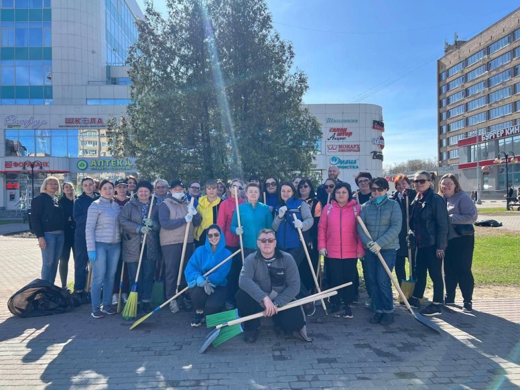 Более 400 предпринимателей Серпухова вышли на субботник