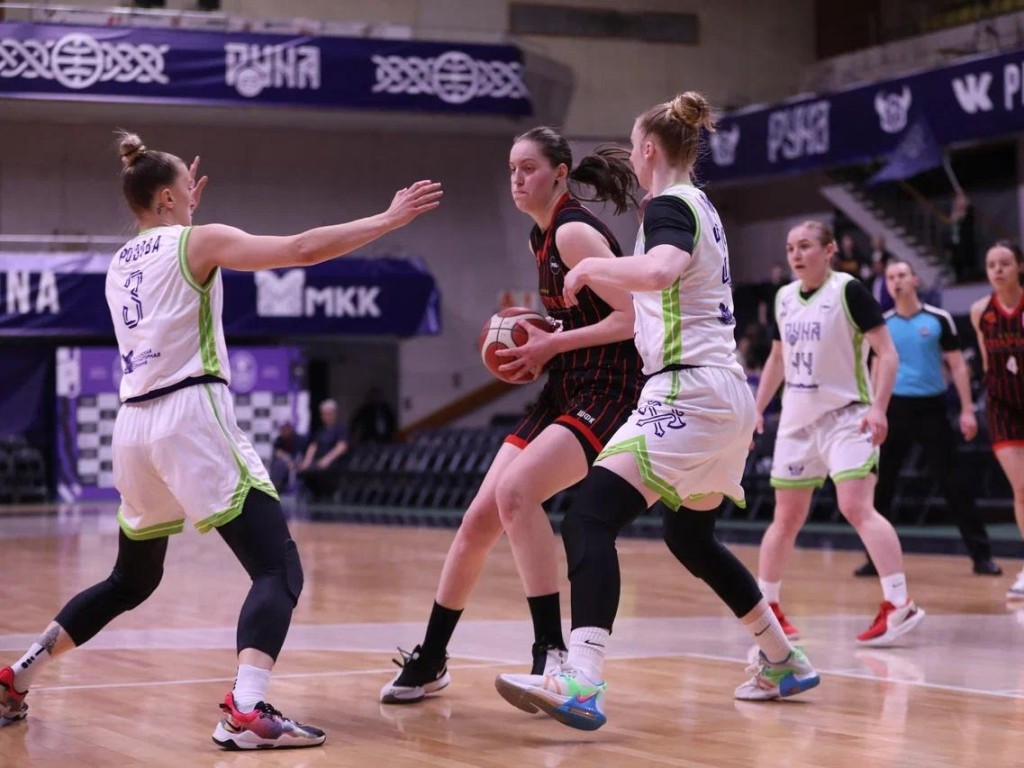 Видновские баскетболистки сразятся за «бронзу» на игре Суперлиги