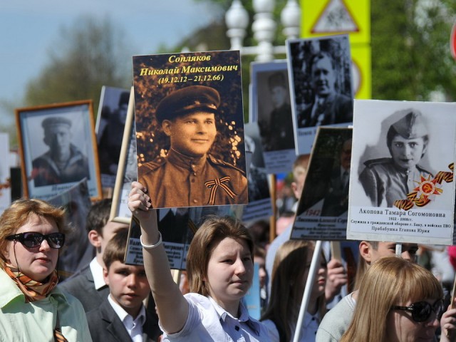Портреты ветеранов разместят в автобусах Мострансавто накануне Дня Победы