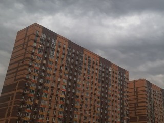 «Есть угроза жизни и здоровью людей»: на Ленинский округ надвигается девятибалльный шторм