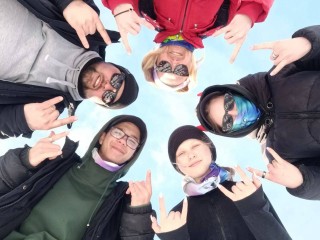 Эскимосские игры: школьники из Шаховской прошли 86 километров по бездорожью и покорили горную вершину