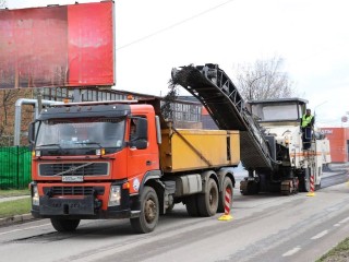 На улицах Подольских курсантов, Станционной и в Гулевском проезде ремонтируют дороги
