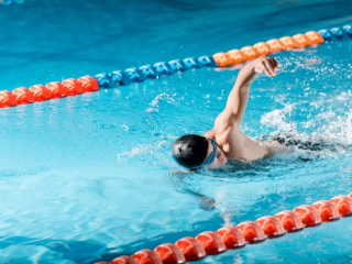 Команда пловцов из Протвино привезла с областных соревнований 19 золотых медалей
