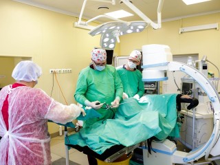 «Манипуляции без разрезов»: люберецкие урологи применяют уникальные методы и современное оборудование для лечения