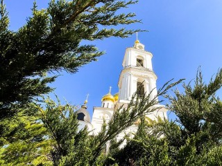 В Вербное воскресенье, Пасху и День Победы автобусы до кладбищ будут курсировать по графику выходного дня