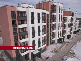 Жители аварийного жилья в микрорайоне Рекинцо-2 получат в мае ключи от 147 квартир