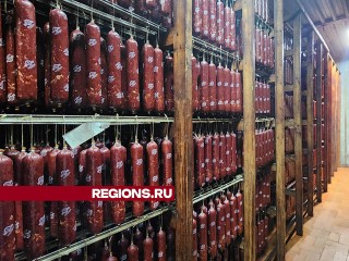 Бережливое производство: на предприятии в Лосино-Петровском увеличили выпуск мясных изделий