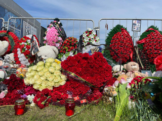 40 дней после трагедии: траурные мероприятия проходят в Красногорске