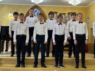 Вокально-хоровой ансамбль из Долгопрудного исполнил отрывок из оперы «Король Артур» на иностранном языке