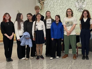 Учащиеся Дмитровской школы узнали о работе органов ЗАГСа