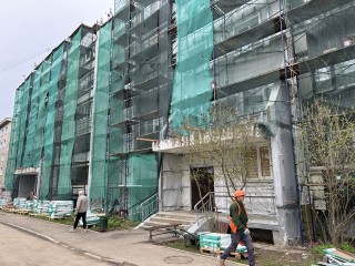 Многоквартирный дом №8 в Военном городке-3 отремонтируют до конца июня