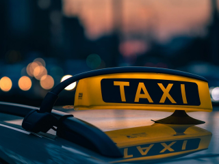 Таксист в Химках мастурбировал при пассажирке во время поездки