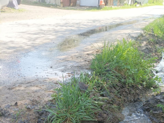 Утечку на водопроводе в деревне Кулаково ликвидируют до 3 мая