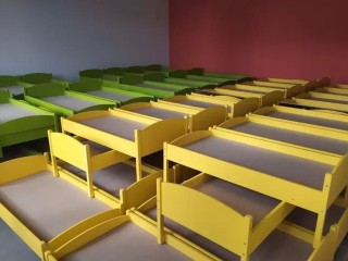 В новый детский сад на Вокзальной завозят мебель и оборудование