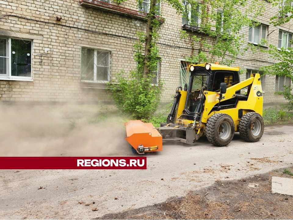 Уборка улиц Протвино продолжается в выходные и праздничные дни