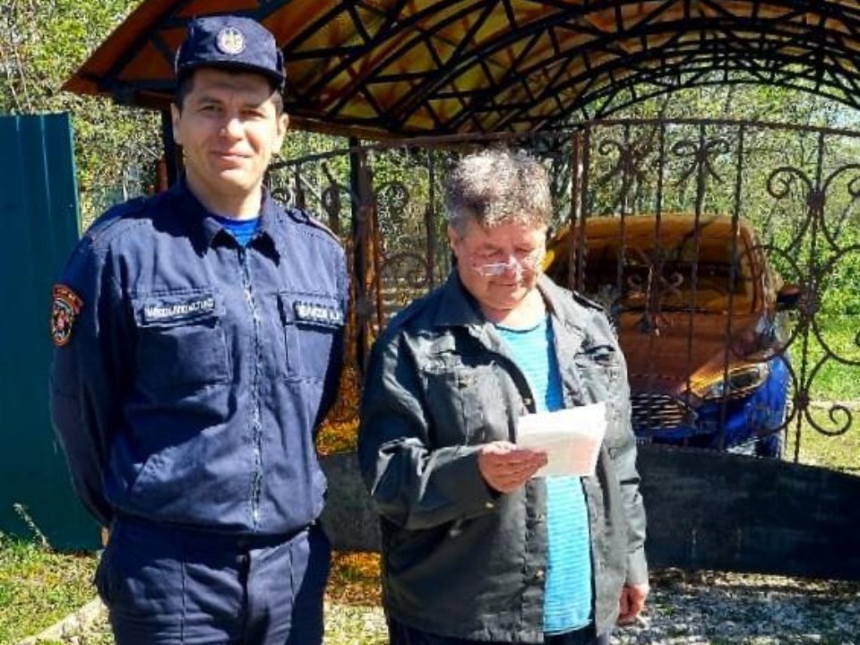 Спасатели призвали жителей Шатуры не сжигать сухую траву на своих участках