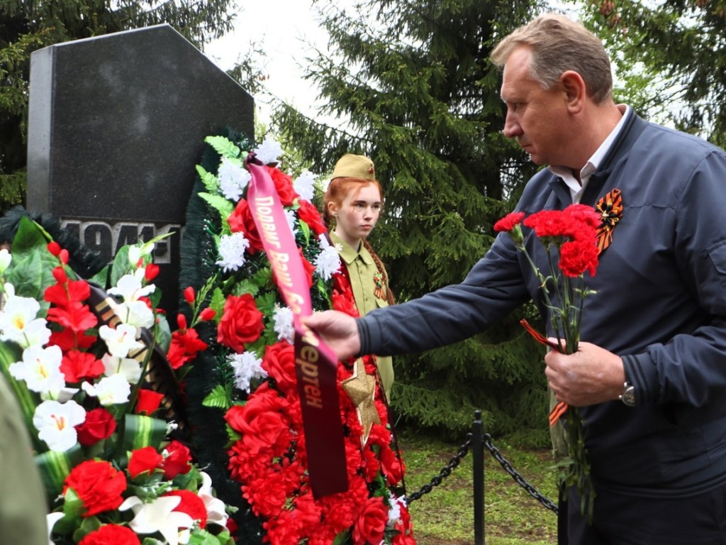 Память героев Великой Отечественной и ветеранов СВО почтили  в сельских поселениях Зарайска