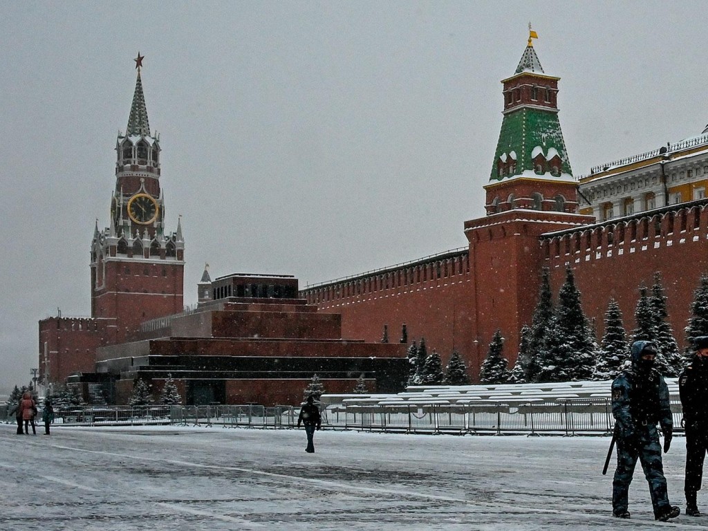 Вильфанд: решение о проведении воздушной части парада Победы будет вынесено  к 7 утра | Regions.ru