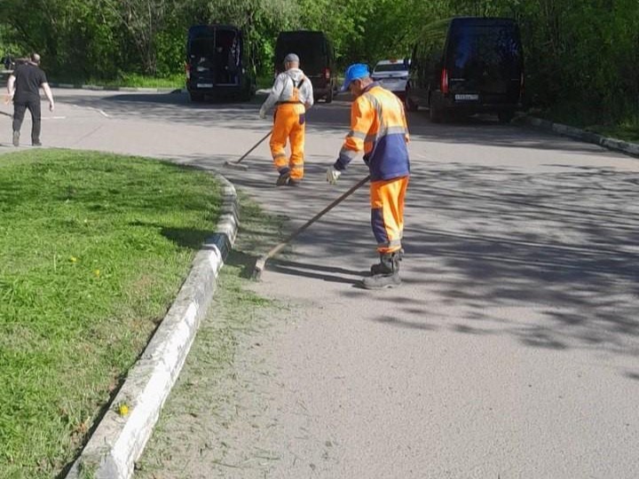 Дорожные службы продолжают наводить порядок на улицах Долгопрудного